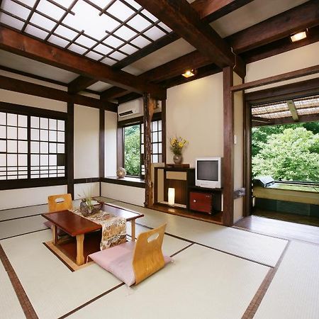 Araki Kousen Ryokan Chichibu Buitenkant foto